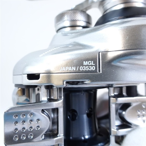 １６メタニウムＭＧＬ右